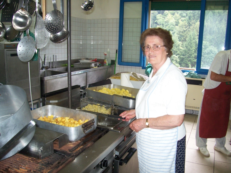  Image name: Estate195.jpg 
 width: 801 pixel 
 height: 602 pixel 
 Size: 406946 bytes 
 Click to enlarge 